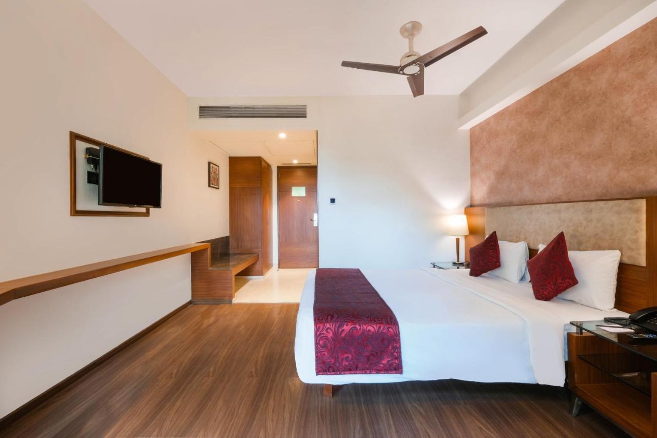 7 Apple Hotel - Viman Nagar 푸네 외부 사진