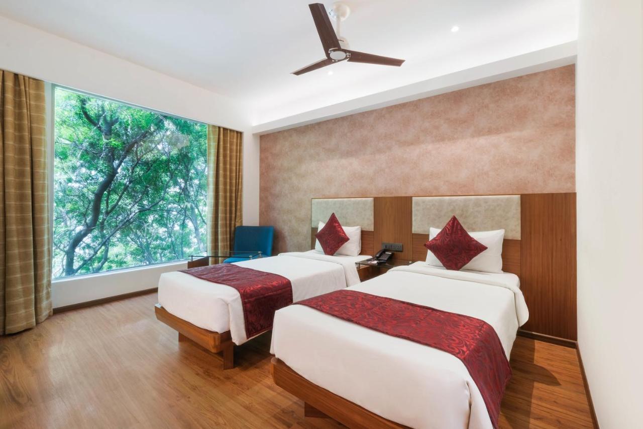 7 Apple Hotel - Viman Nagar 푸네 외부 사진